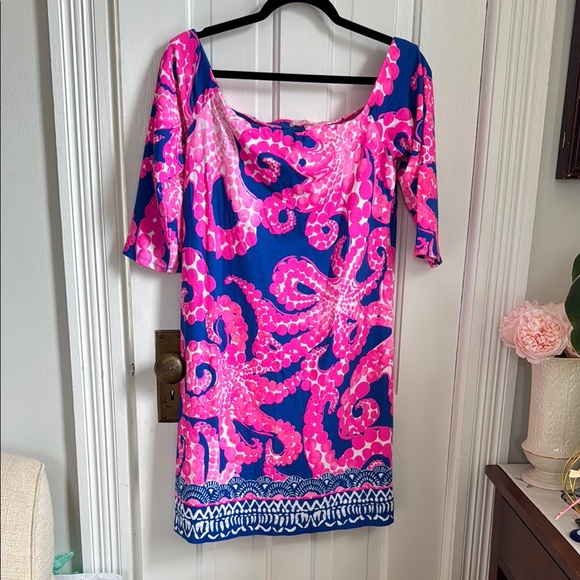Lilly Pulitzer Dresses & Skirts - Lilly Pulitzer Pink Sheath Mini Dress with 3/4 Sleeves